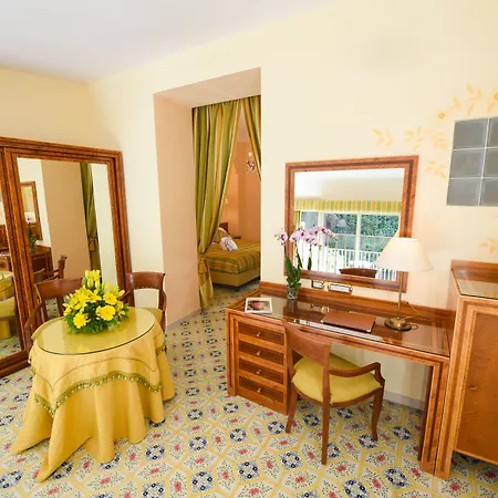 Hotell Antiche Mura Sorrento
