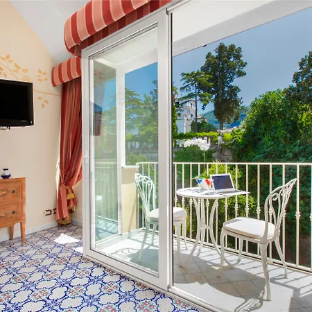 Antiche Mura Hotel 4*