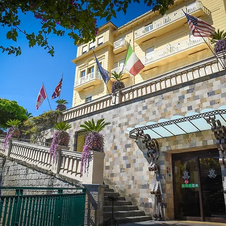 Antiche Mura Hotel 4*