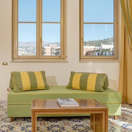 Antiche Mura Hotel 4*