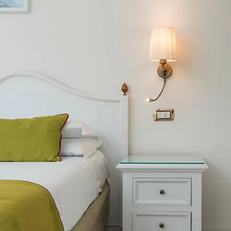 Antiche Mura 4*