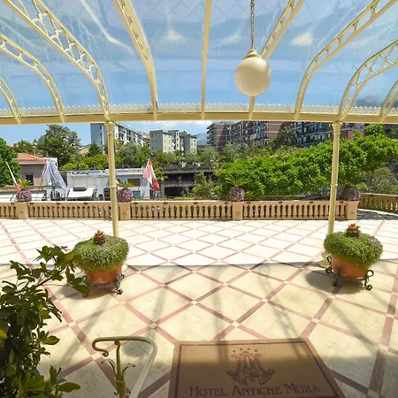 Hotel Antiche Mura 4*