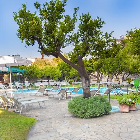Antiche Mura Ξενοδοχείο 4*